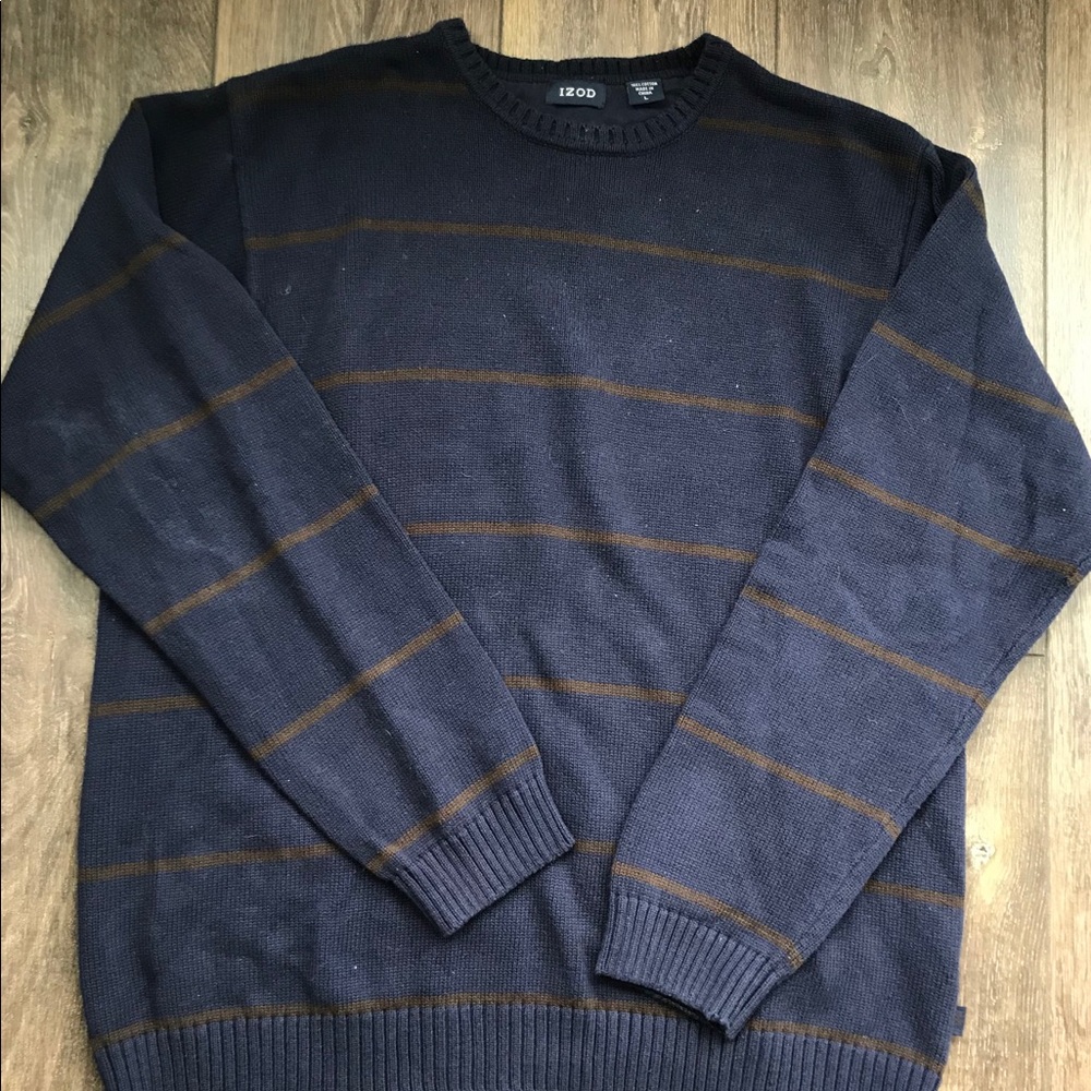 Izod sweater